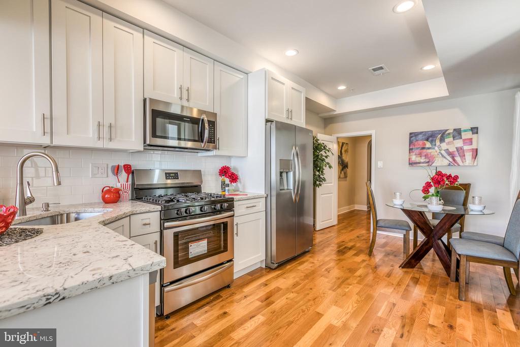 768 S 15TH STREET B
