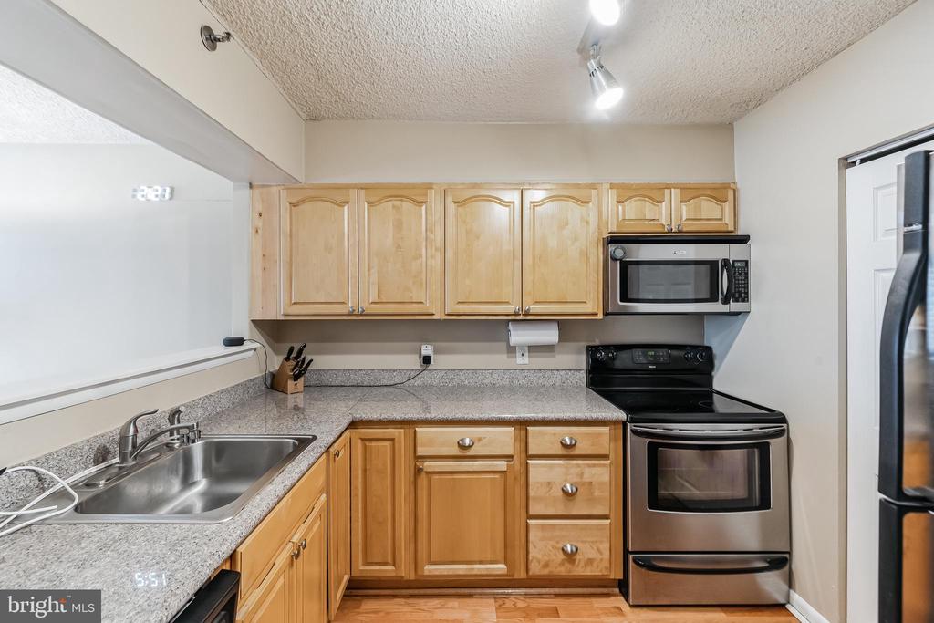 2201 CHERRY STREET 603