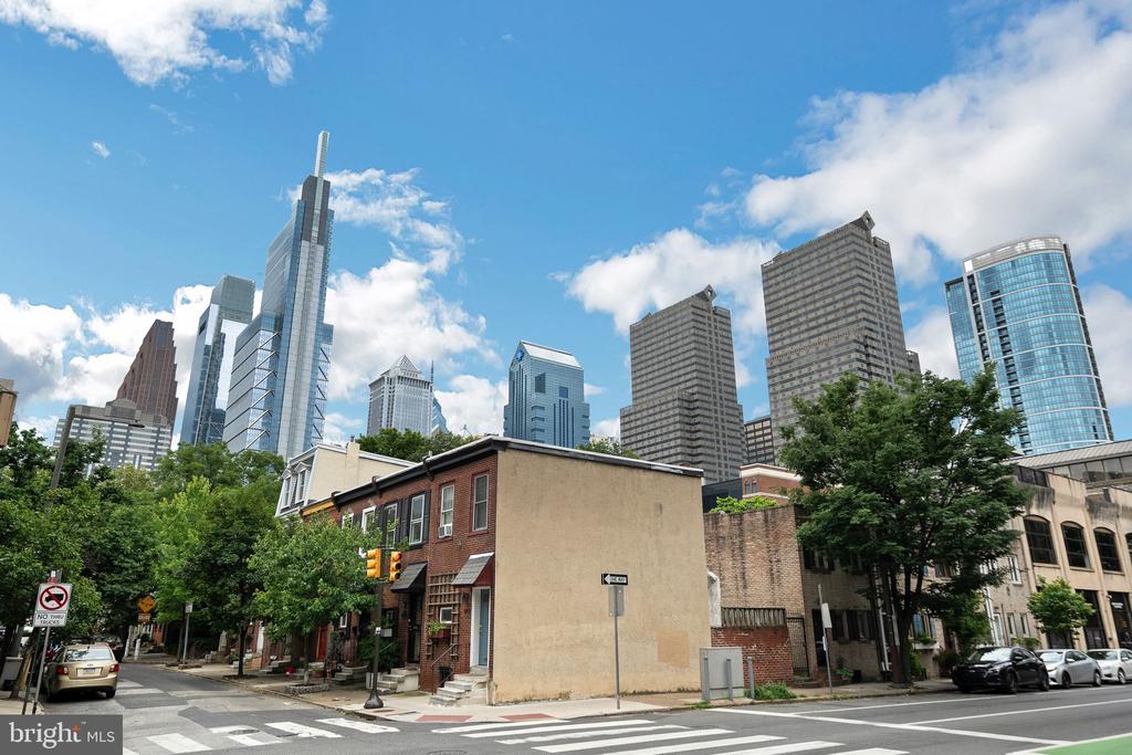 2201 CHERRY STREET 603