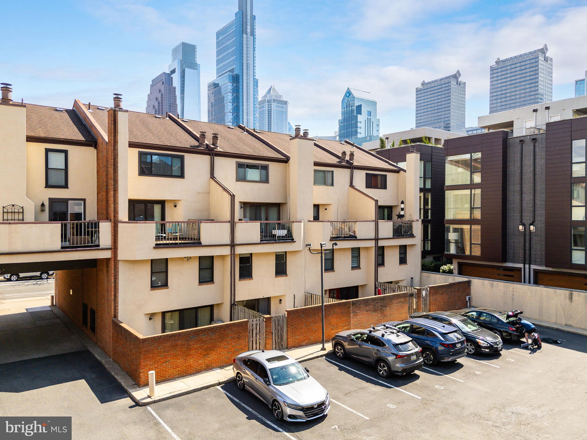 214 N 22ND STREET 30 #DR3L