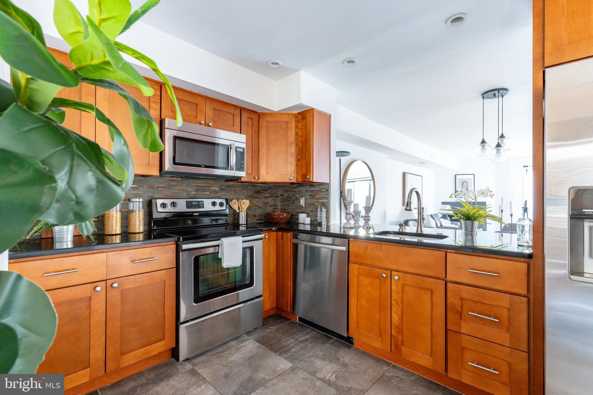 214 N 22ND STREET 30 #DR3L