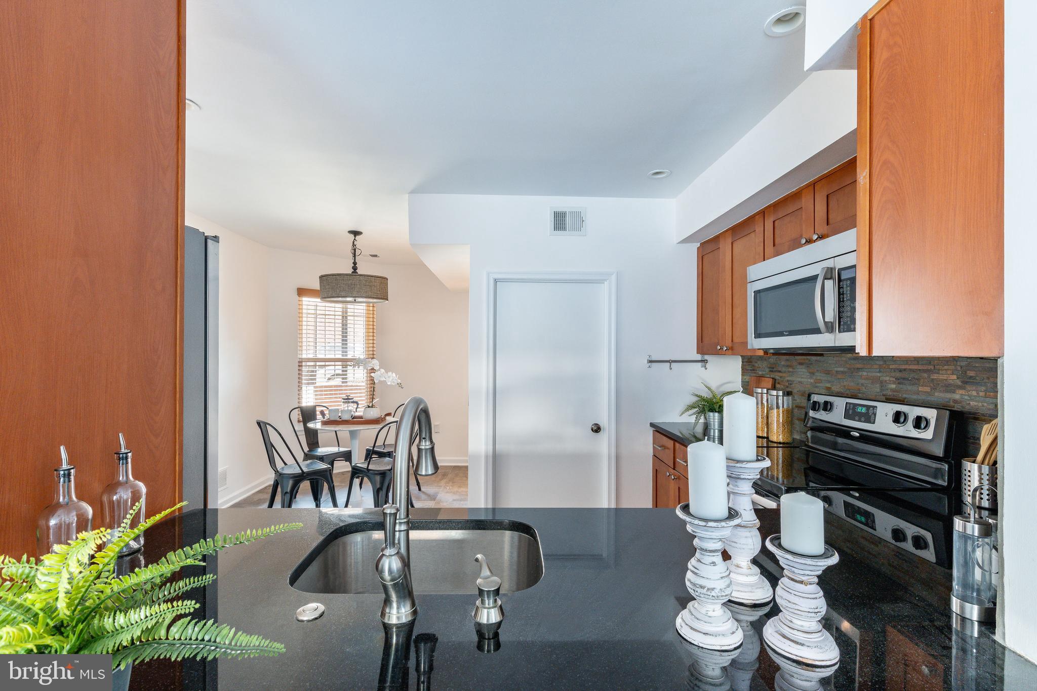 214 N 22ND STREET 30 #DR3L