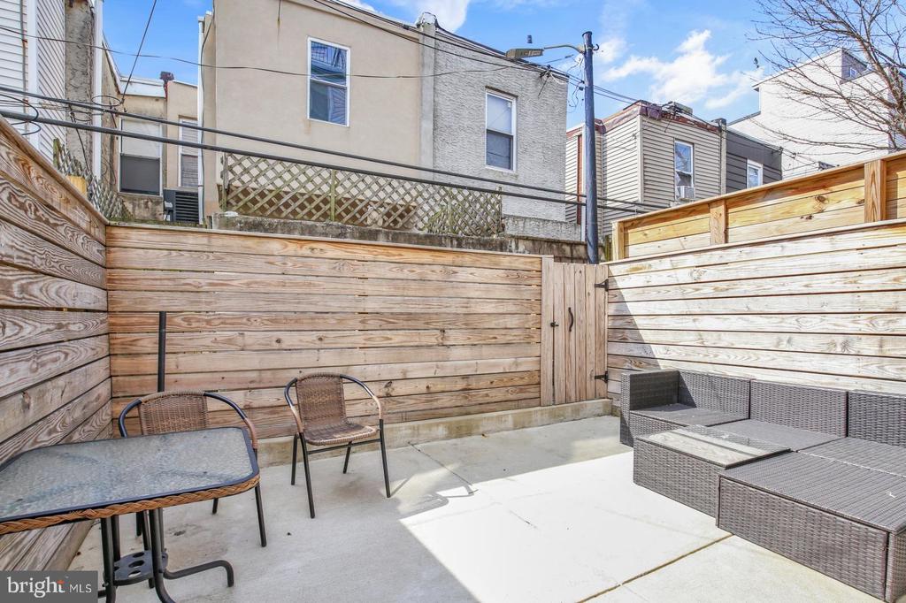 2604 REED STREET