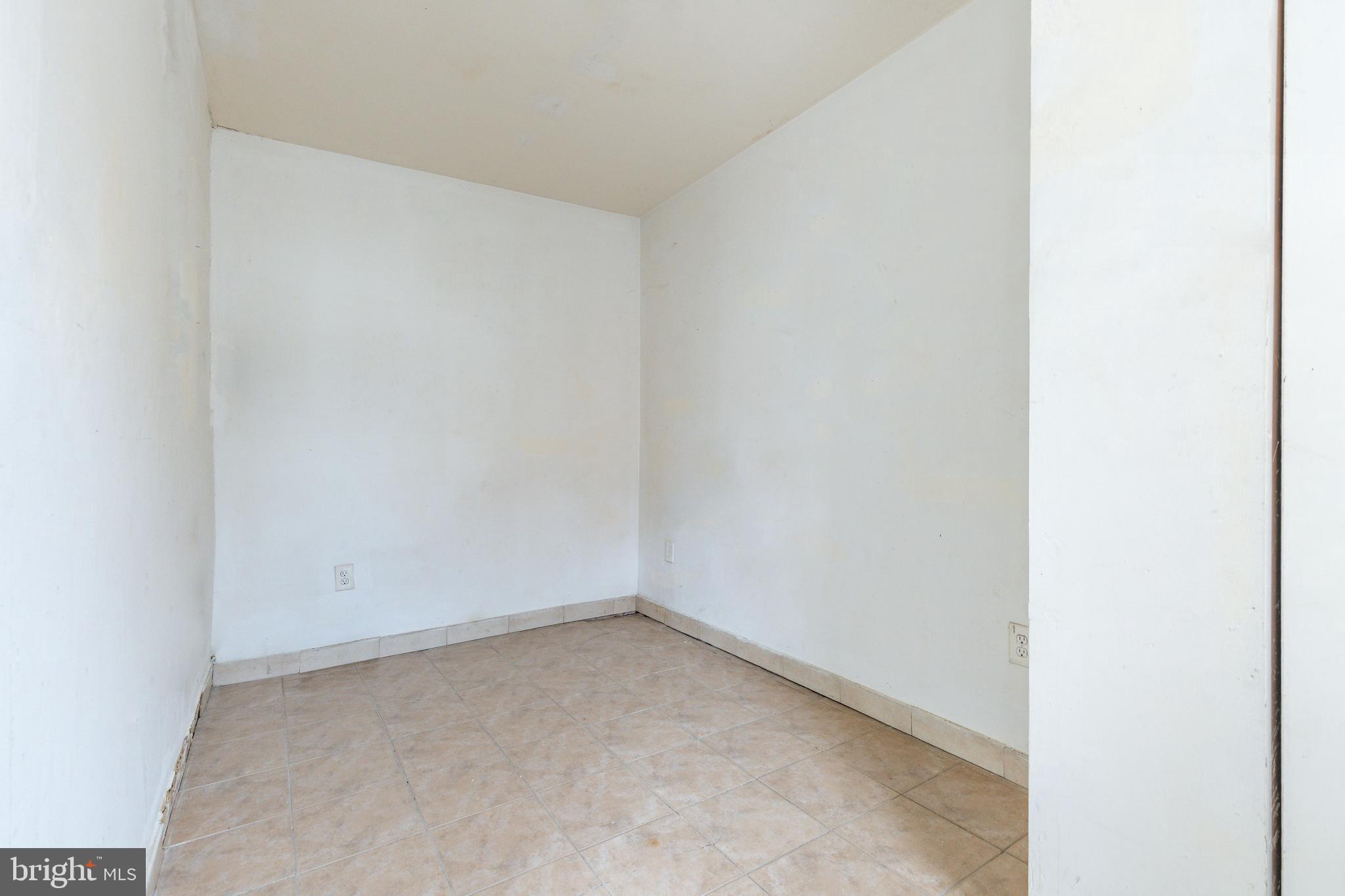 1600 S MARSTON STREET