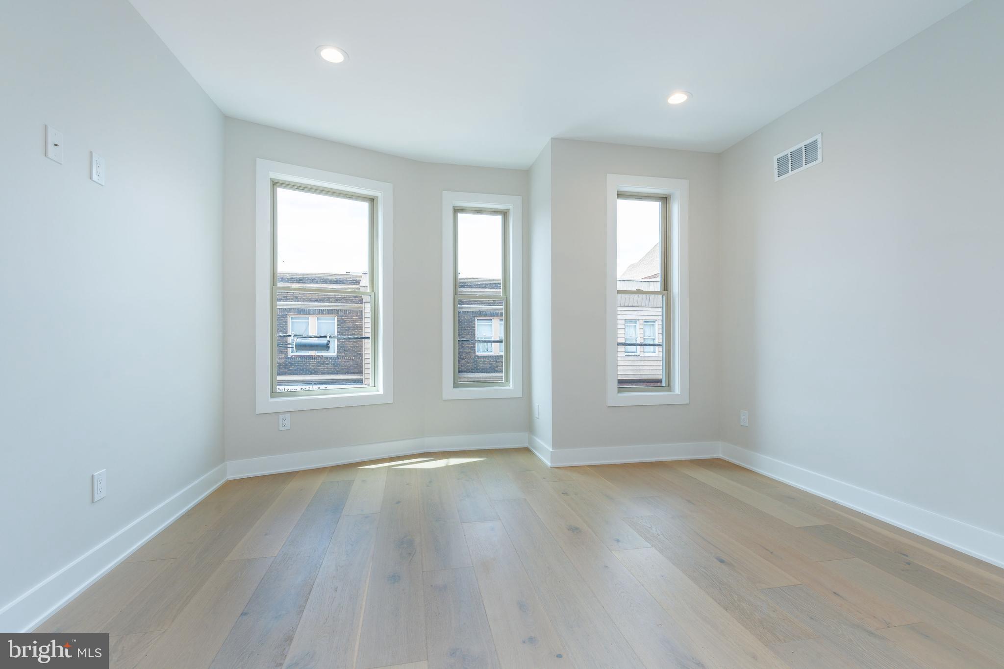 1161 S 19TH STREET