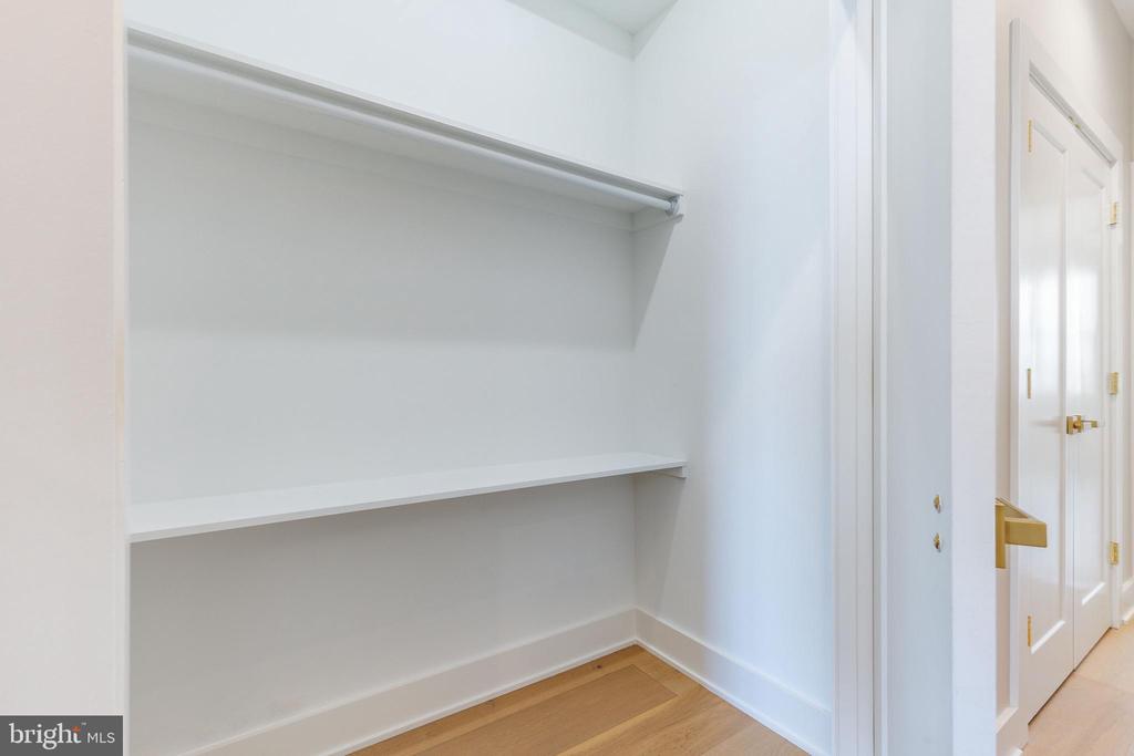 1161 S 19TH STREET