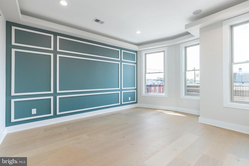 1161 S 19TH STREET