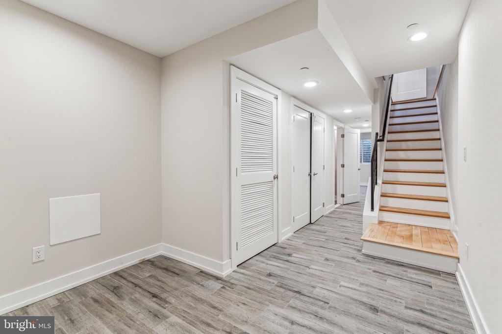 1335 N 30TH STREET