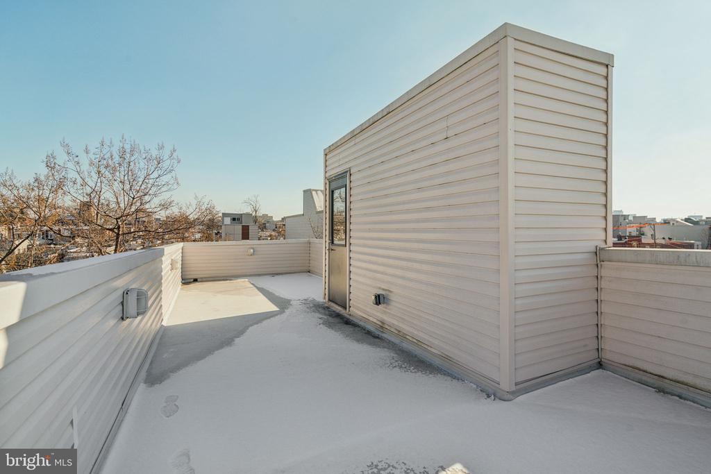 1335 N 30TH STREET