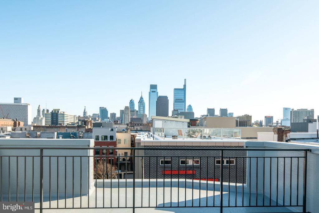 1633 SWAIN STREET 1