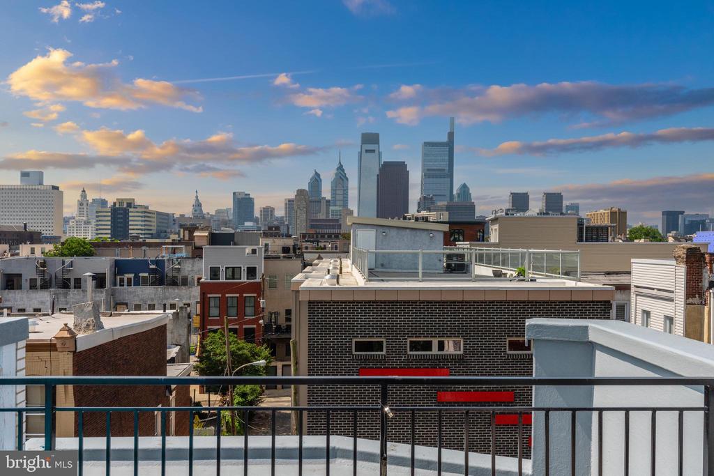 1633 SWAIN STREET 1