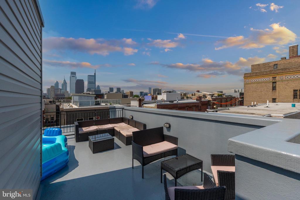1633 SWAIN STREET 1