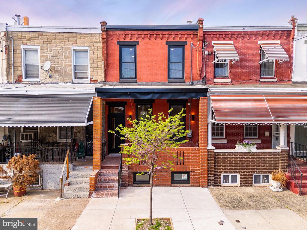 2131 WHARTON STREET