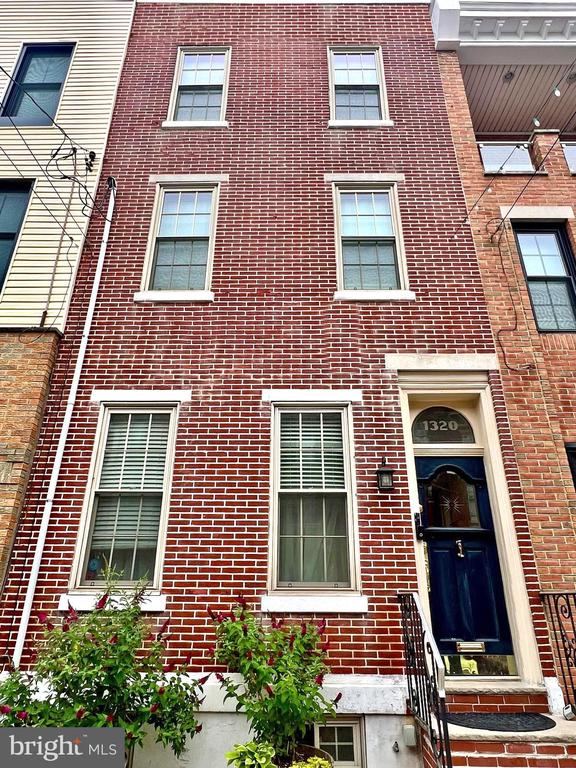 1320 S 10TH STREET