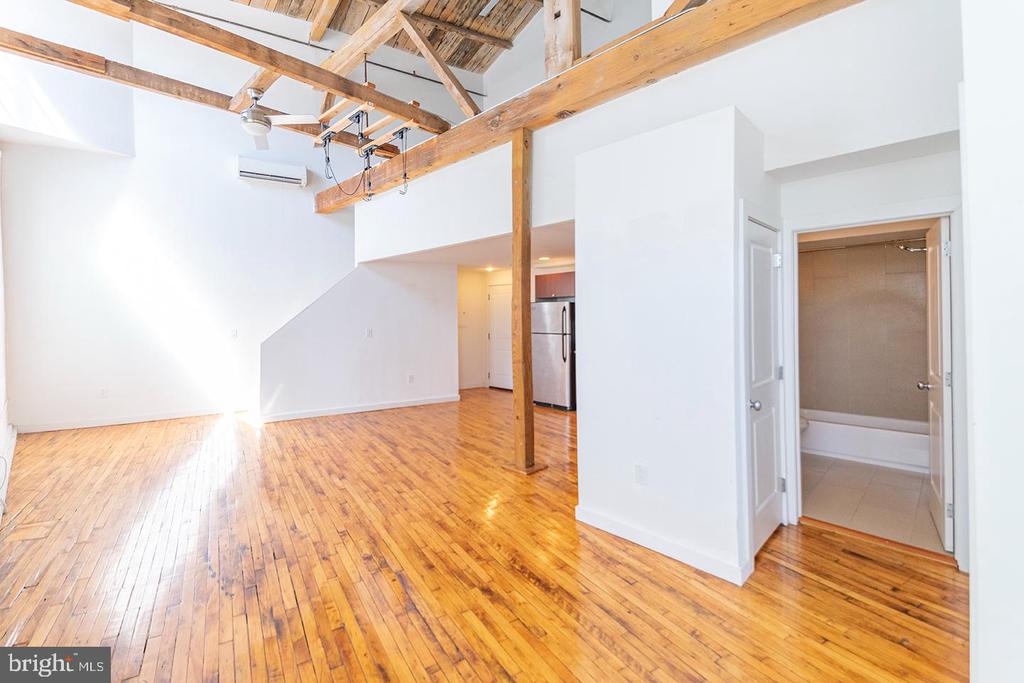 4 LEVERINGTON AVENUE UNIT 309