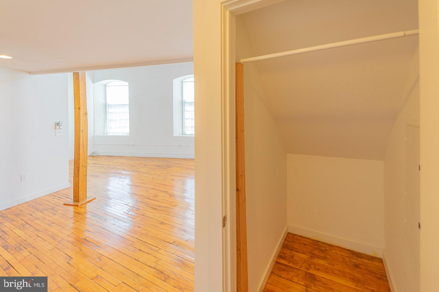 4 LEVERINGTON AVENUE UNIT 309