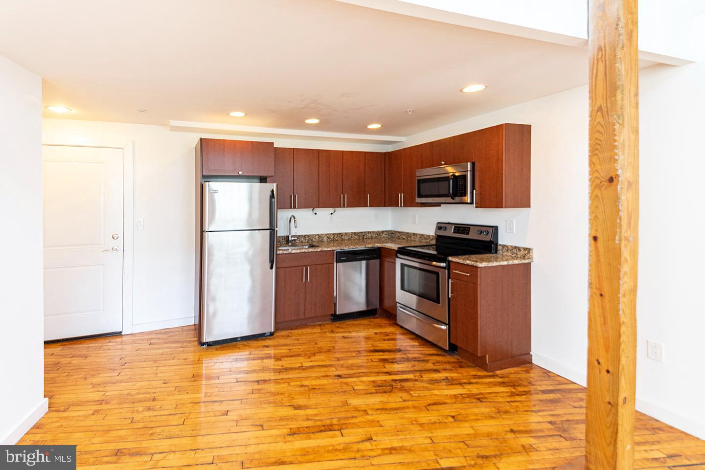4 LEVERINGTON AVENUE UNIT 309