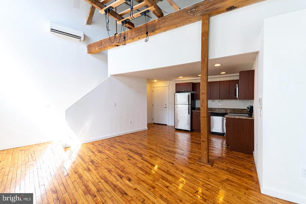 4 LEVERINGTON AVENUE UNIT 309