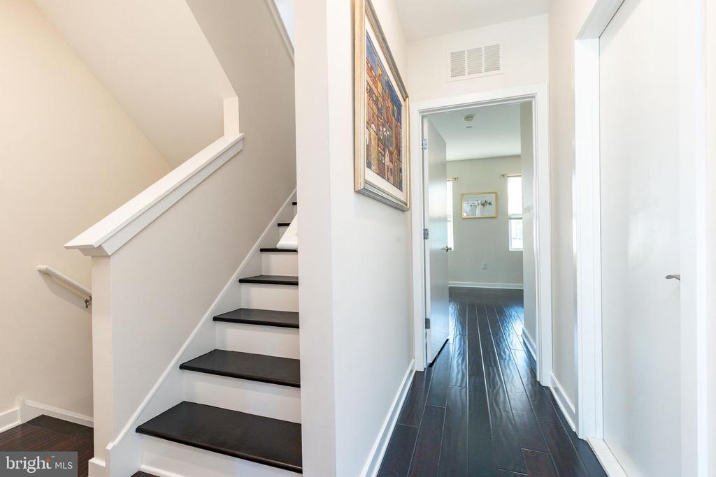 142 W MASTER STREET