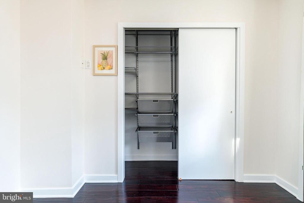 142 W MASTER STREET