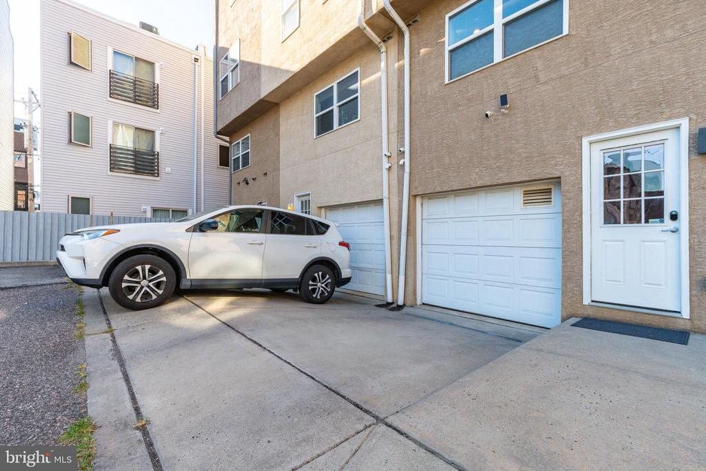 142 W MASTER STREET