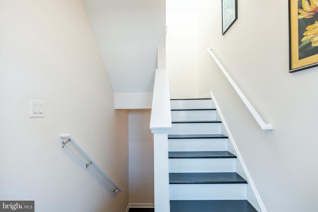 142 W MASTER STREET