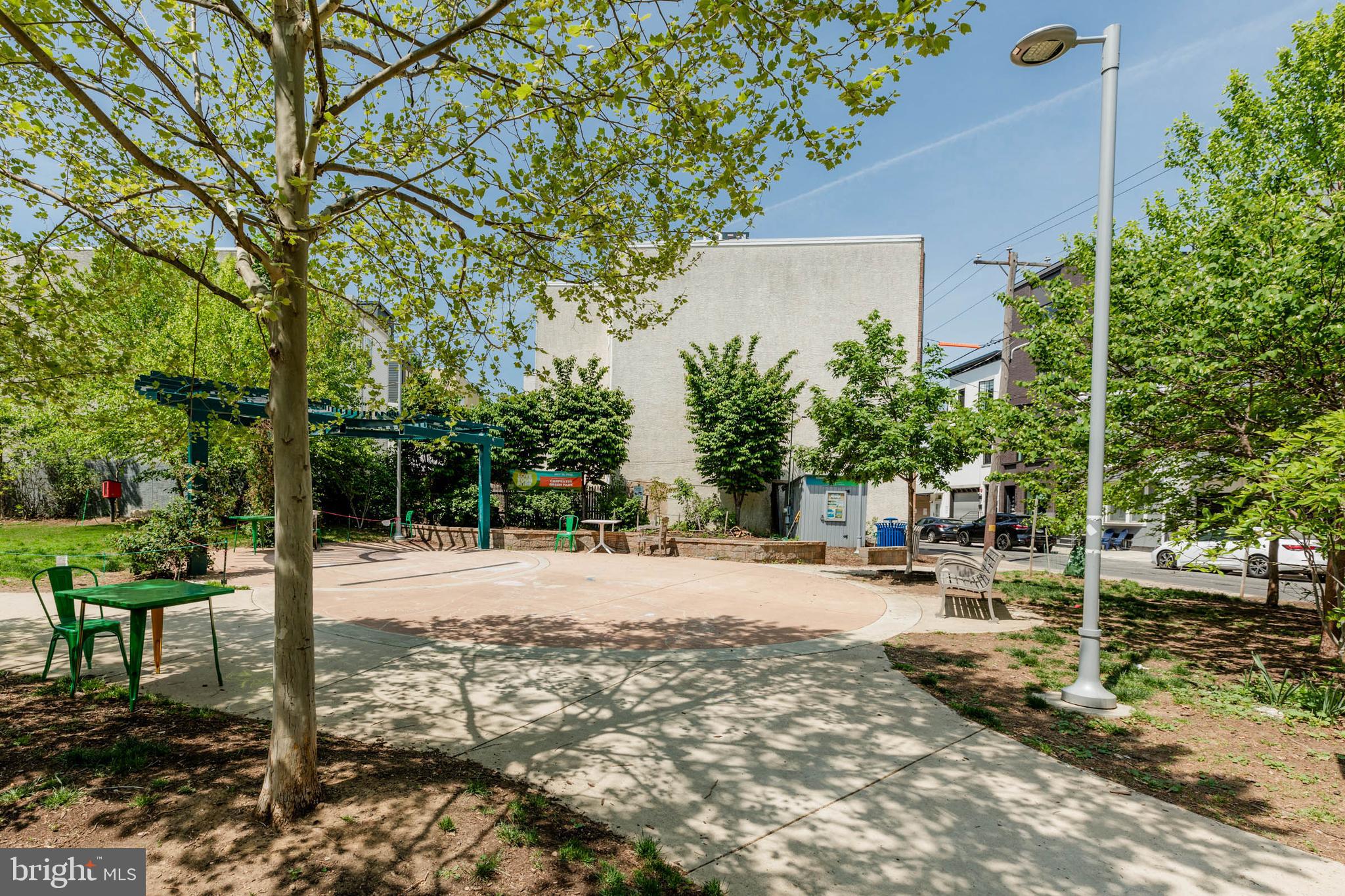 1714 MONTROSE STREET 4