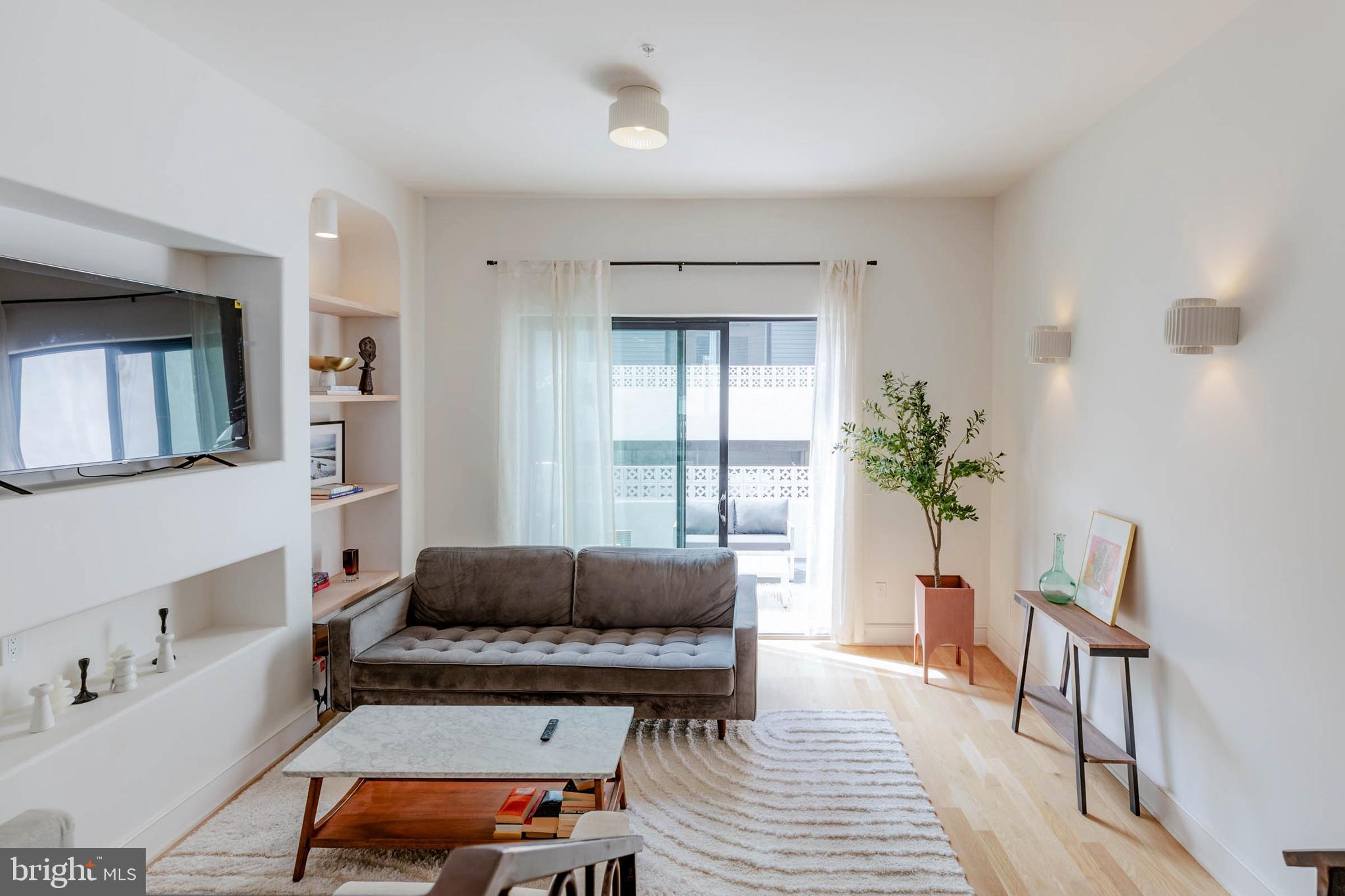 1714 MONTROSE STREET 4