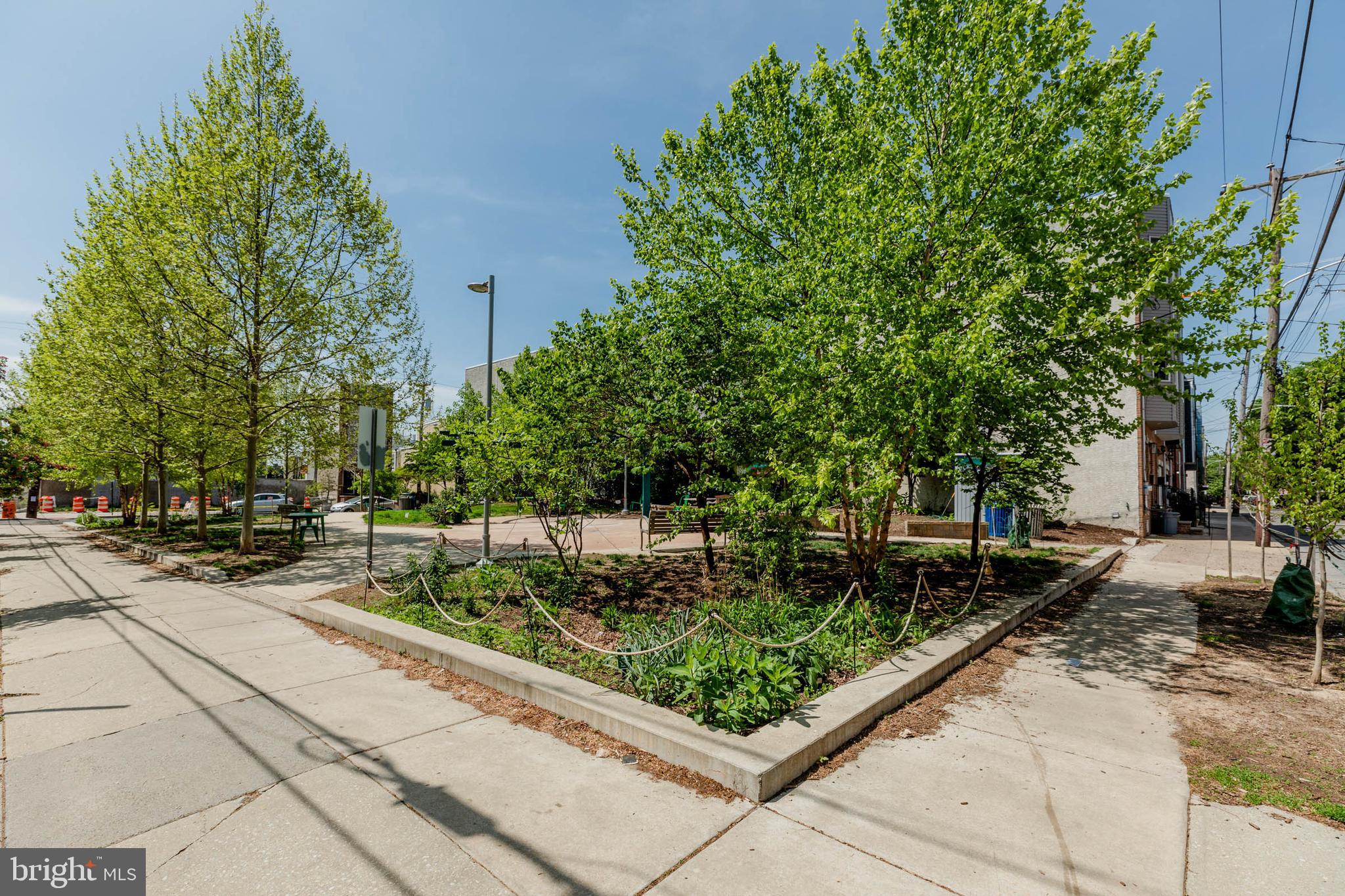 1714 MONTROSE STREET 4