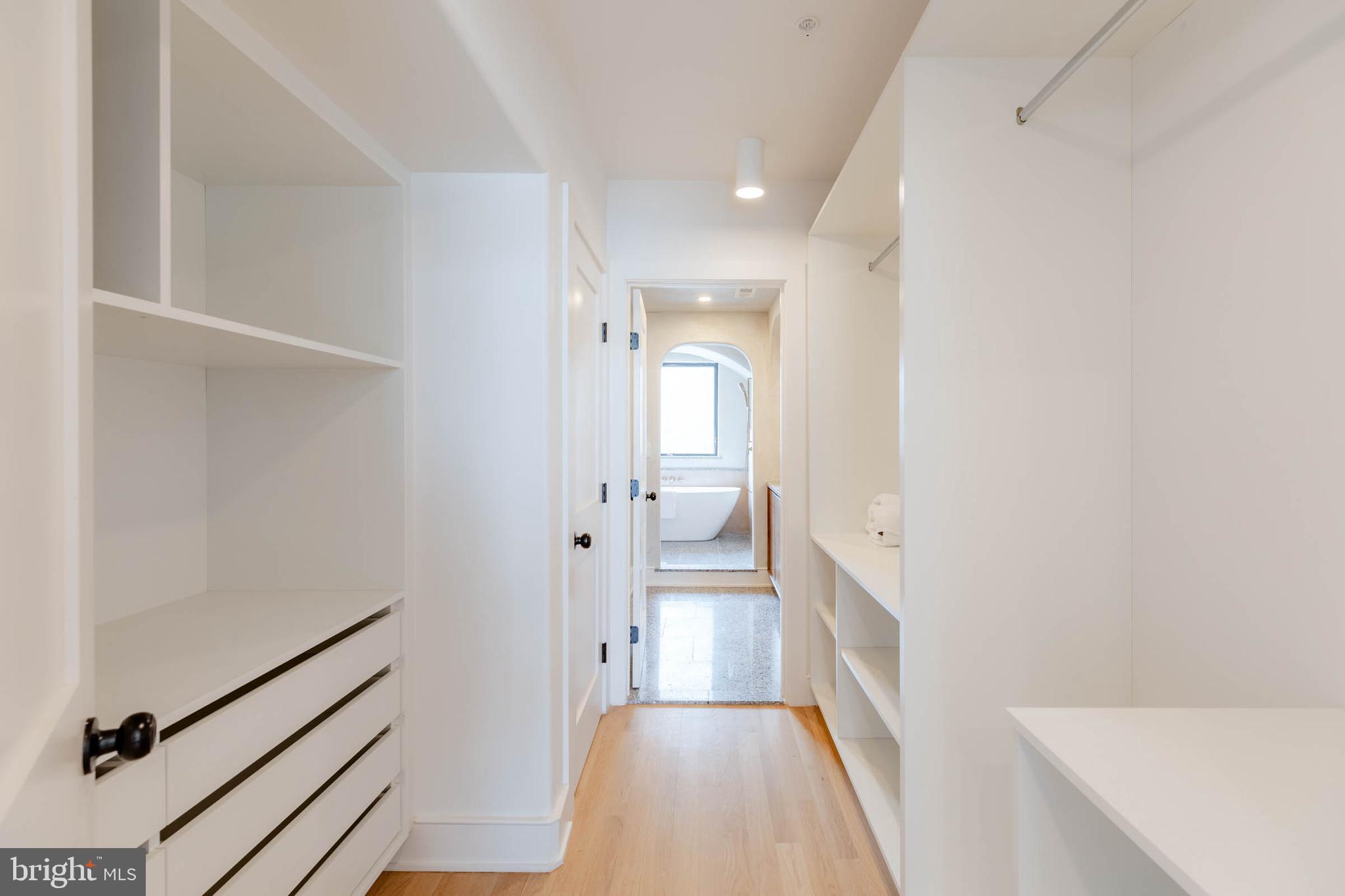 1714 MONTROSE STREET 4