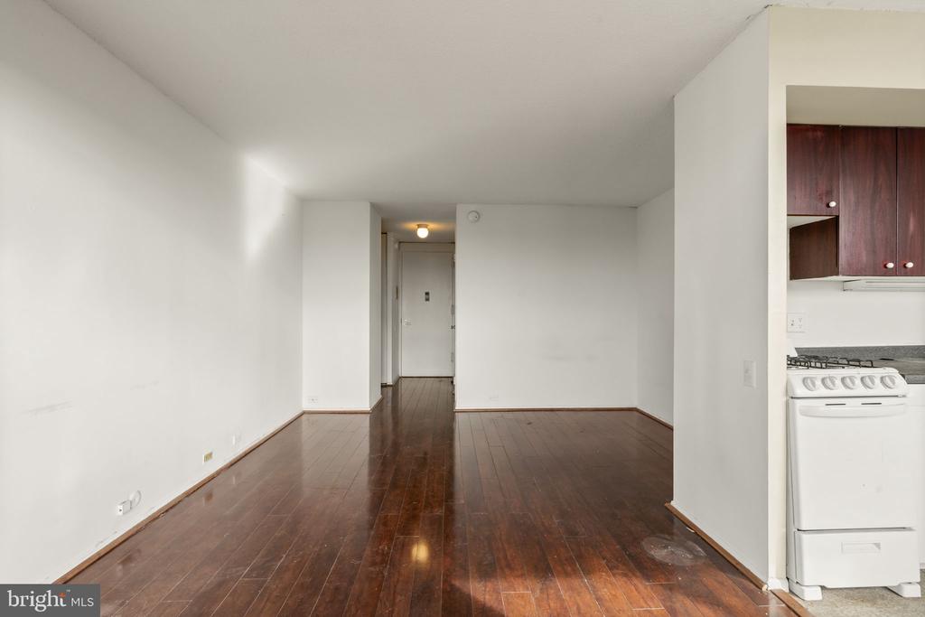 1326 SPRUCE STREET 42 1502