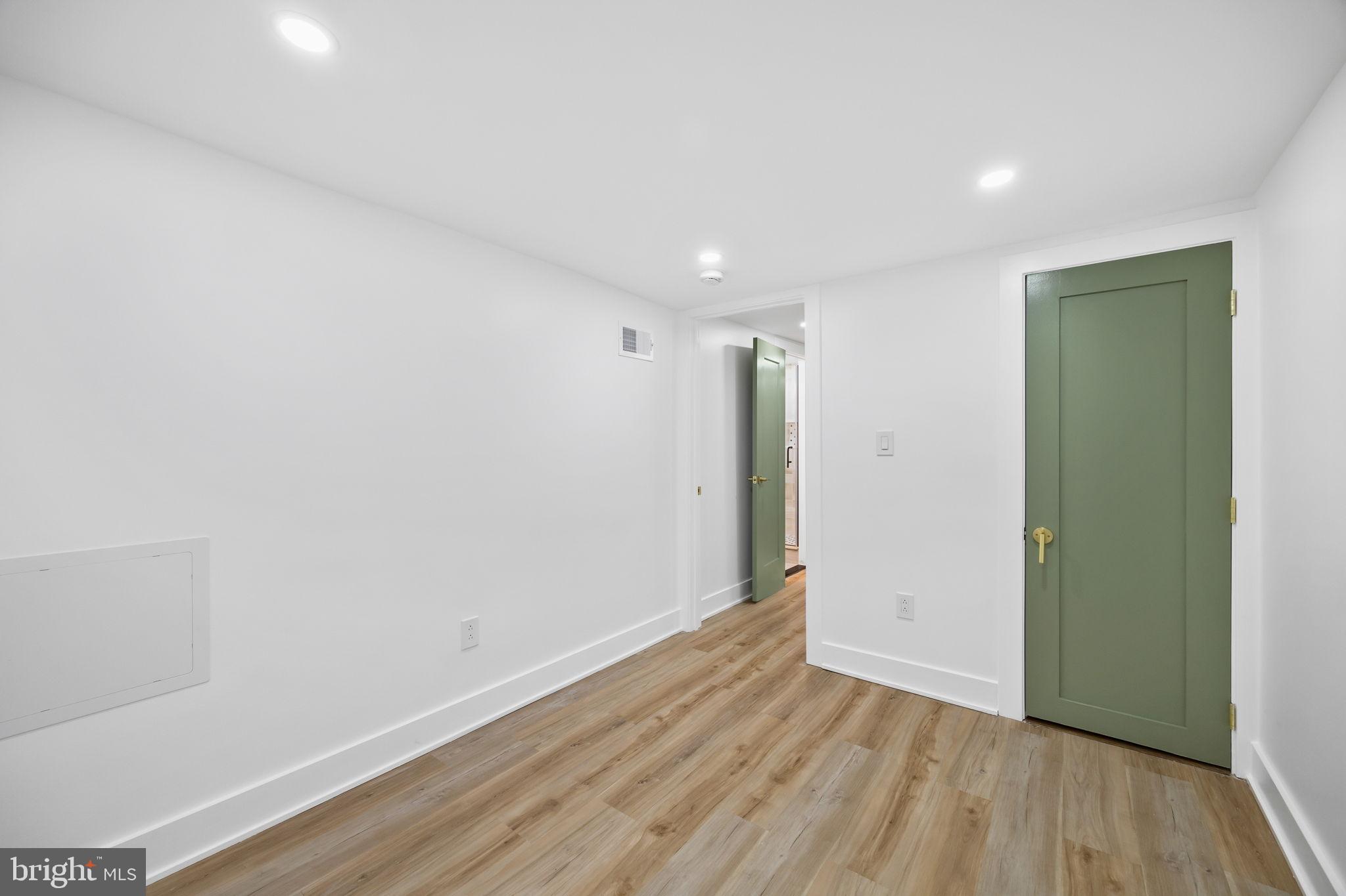 1230 N 28TH STREET
