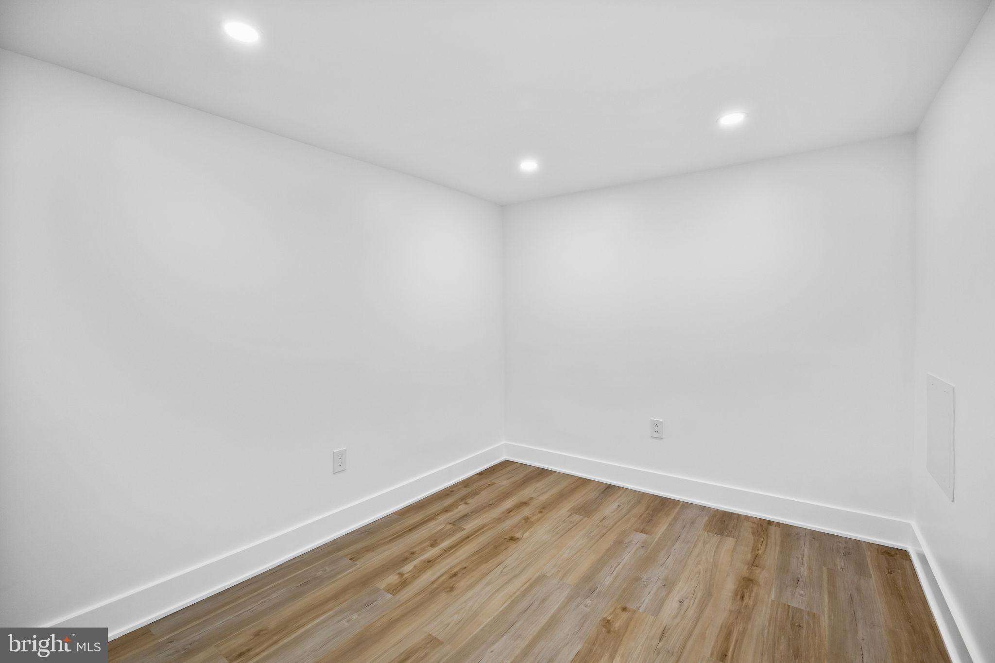 1230 N 28TH STREET