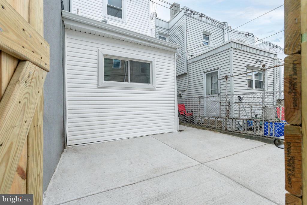 351 FITZGERALD STREET