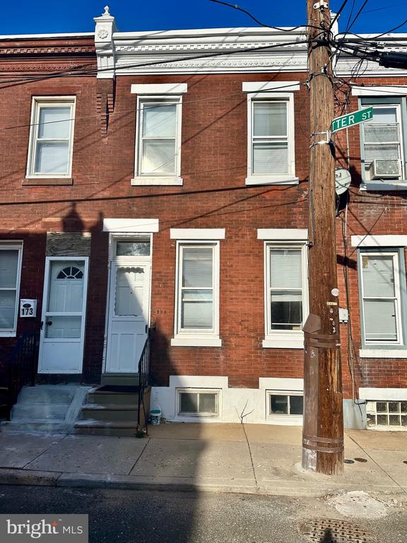 171 W WILT STREET