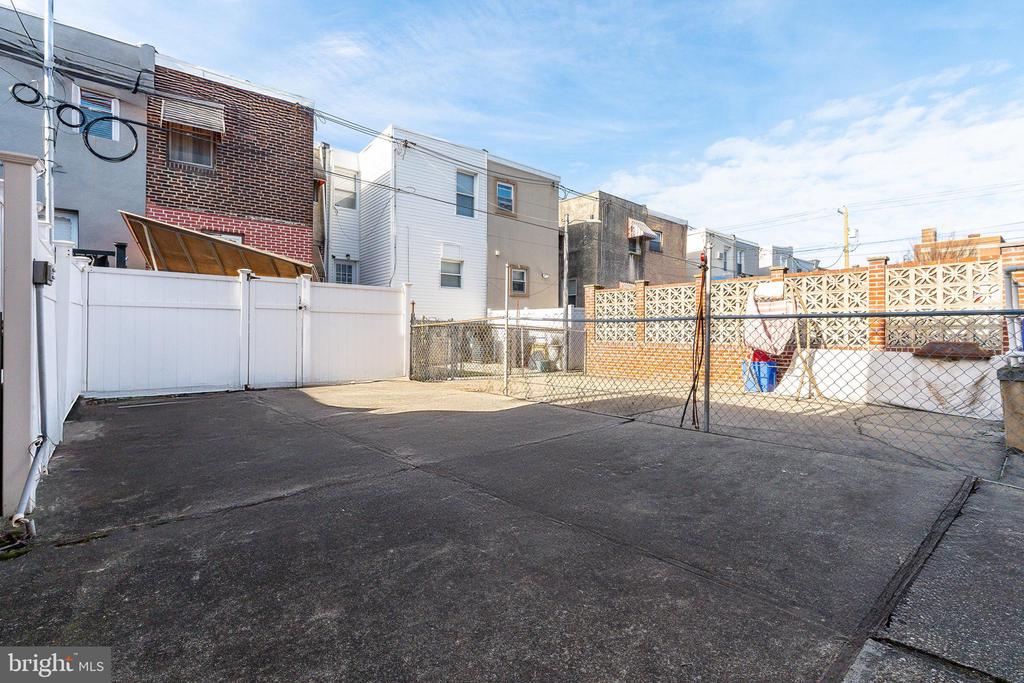 3016 S 17TH STREET