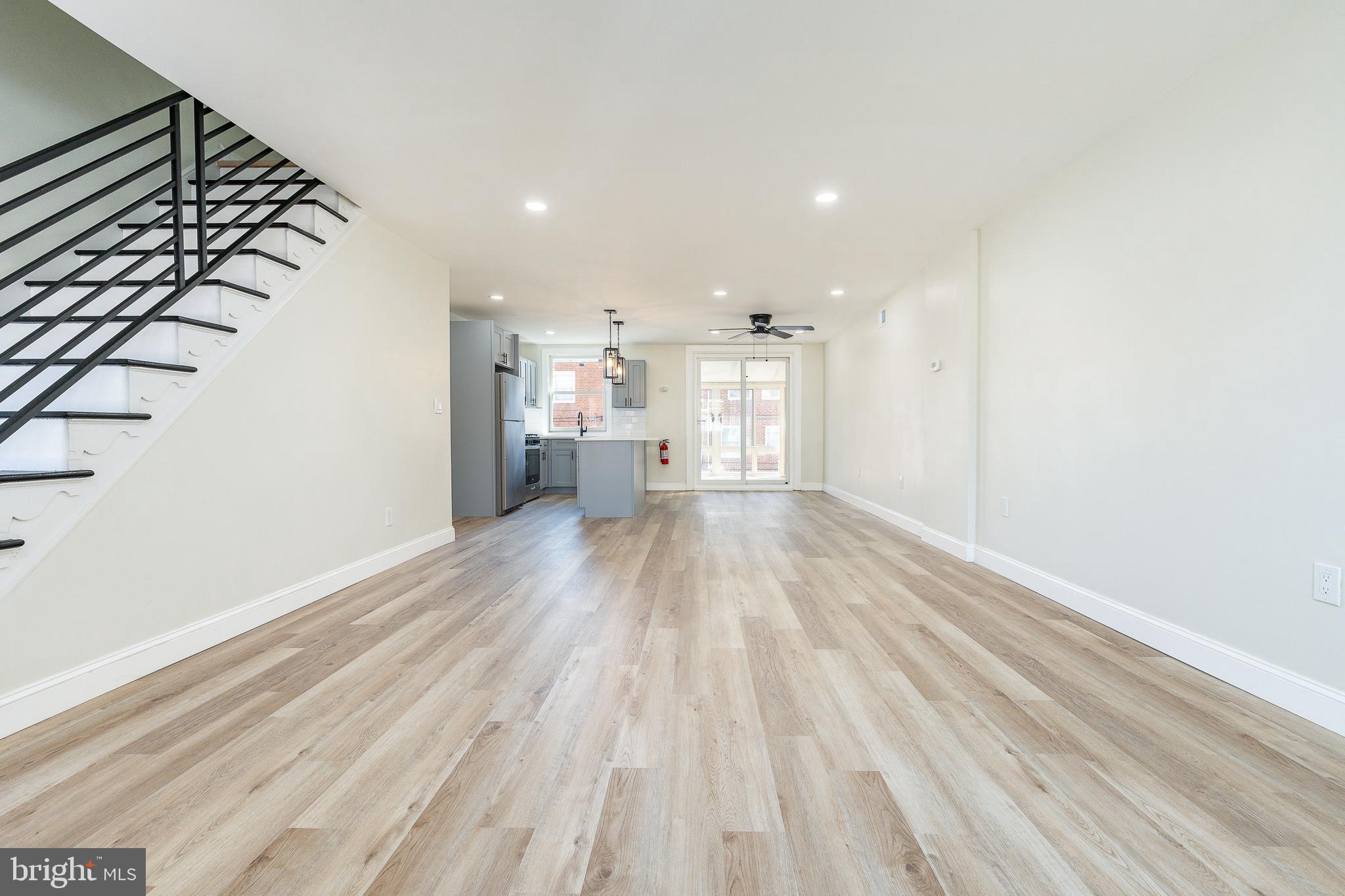 1158 E SLOCUM STREET