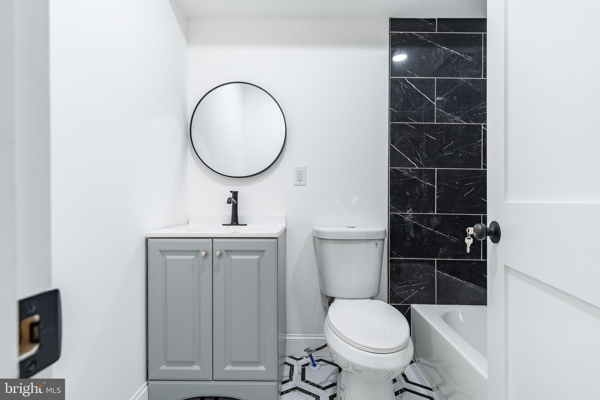 1158 E SLOCUM STREET