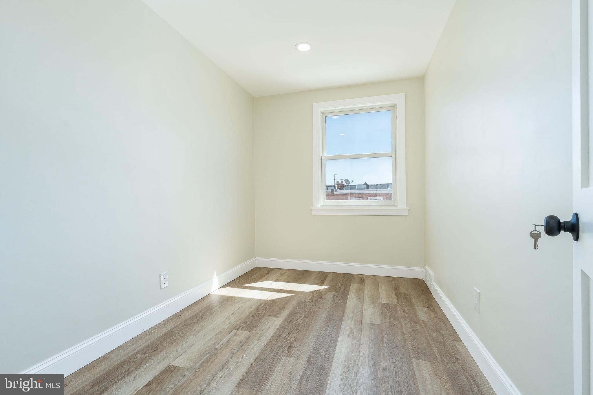 1158 E SLOCUM STREET