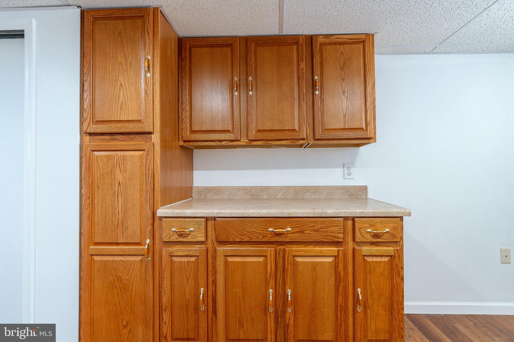 1158 E SLOCUM STREET