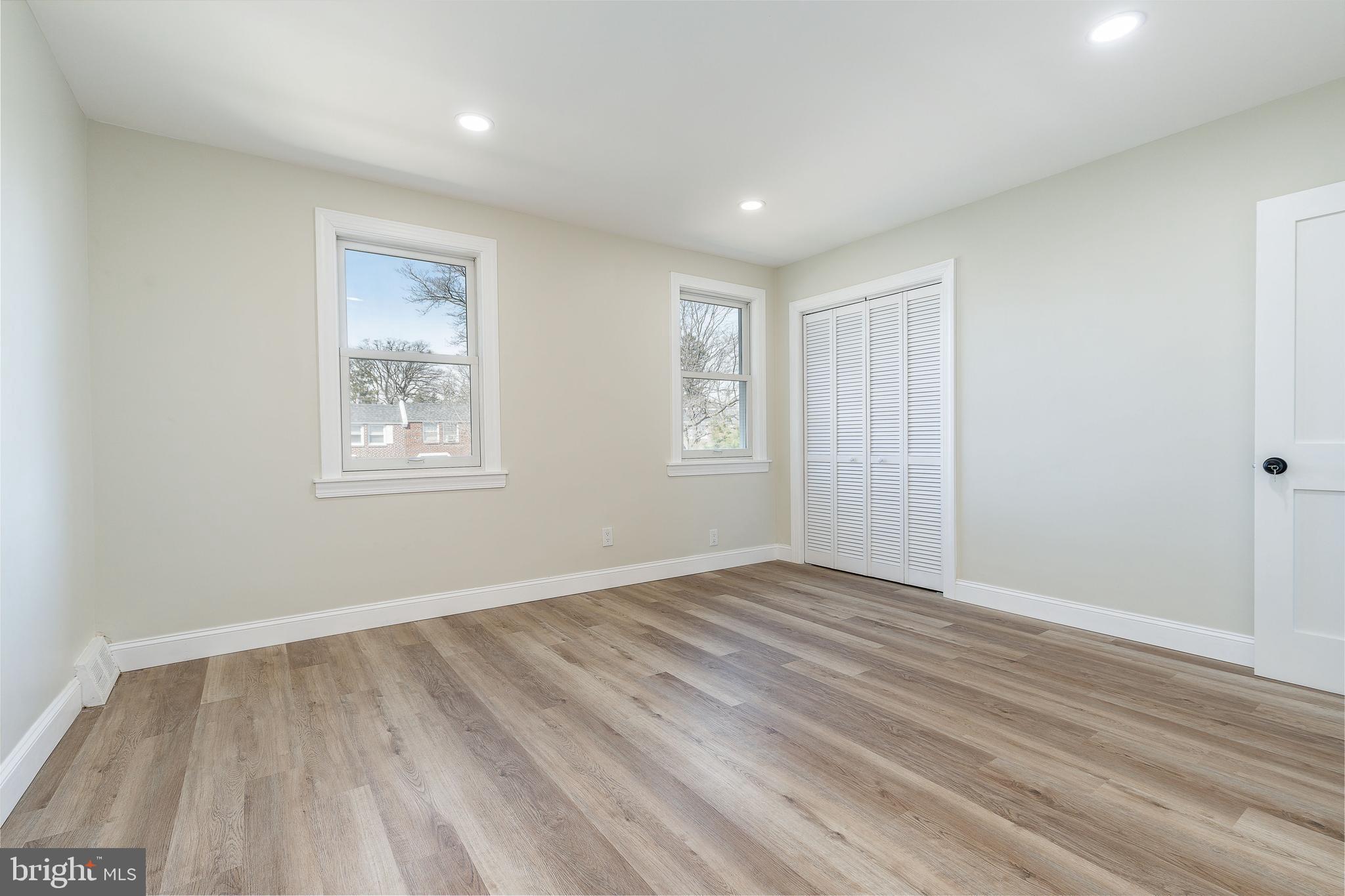 1158 E SLOCUM STREET