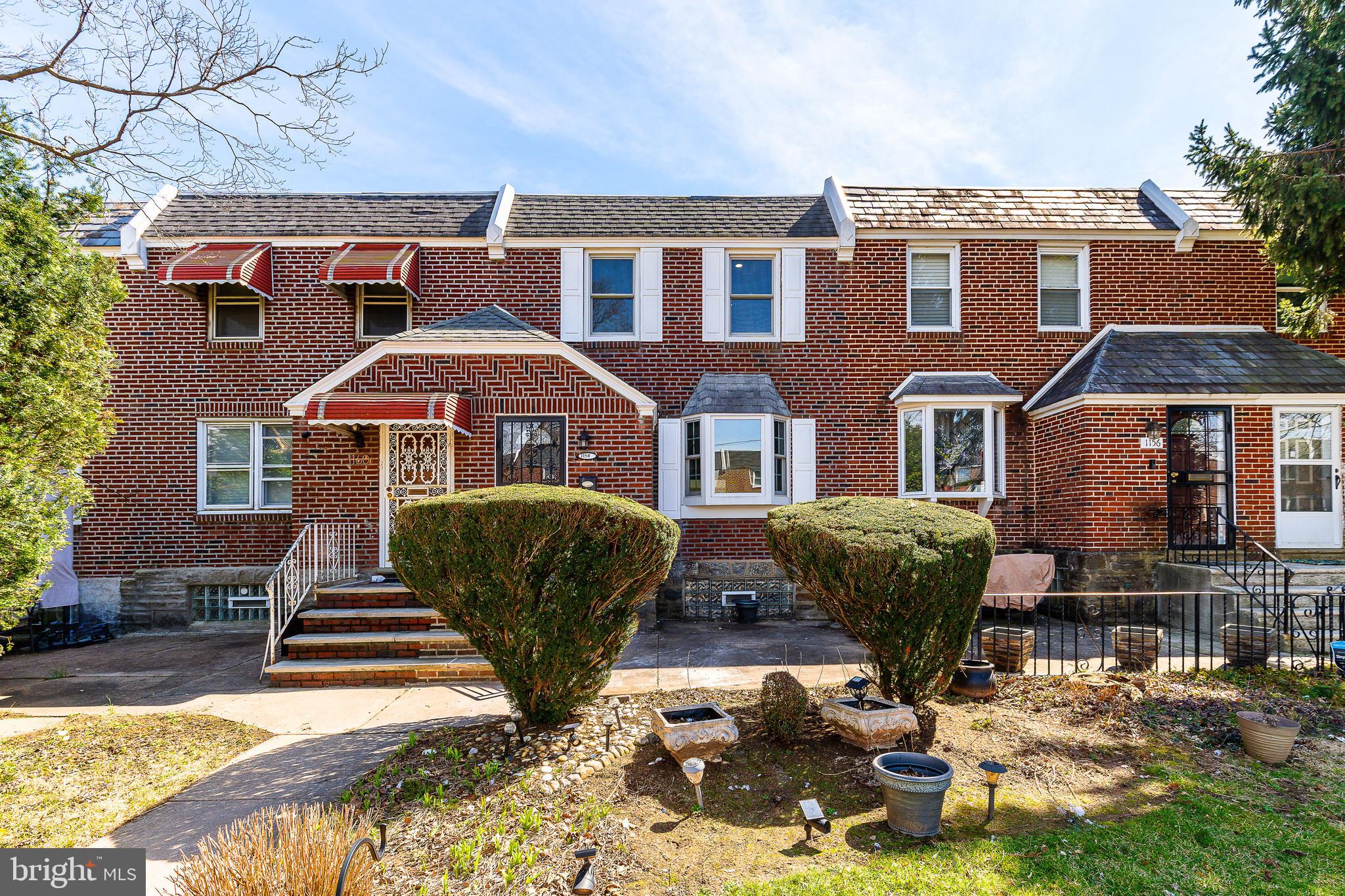 1158 E SLOCUM STREET