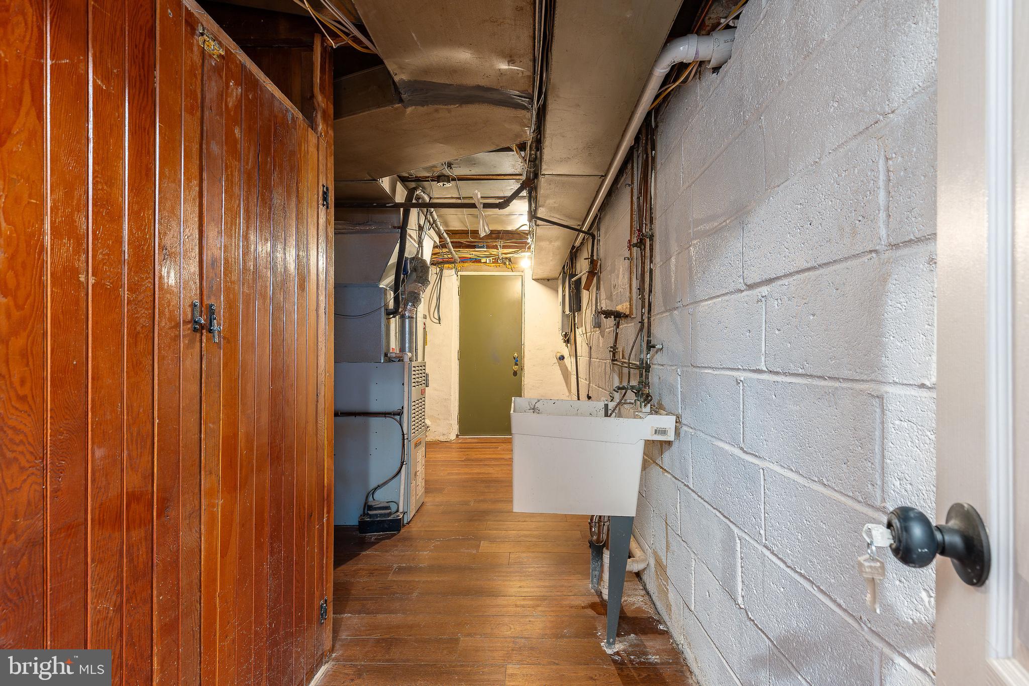 1158 E SLOCUM STREET