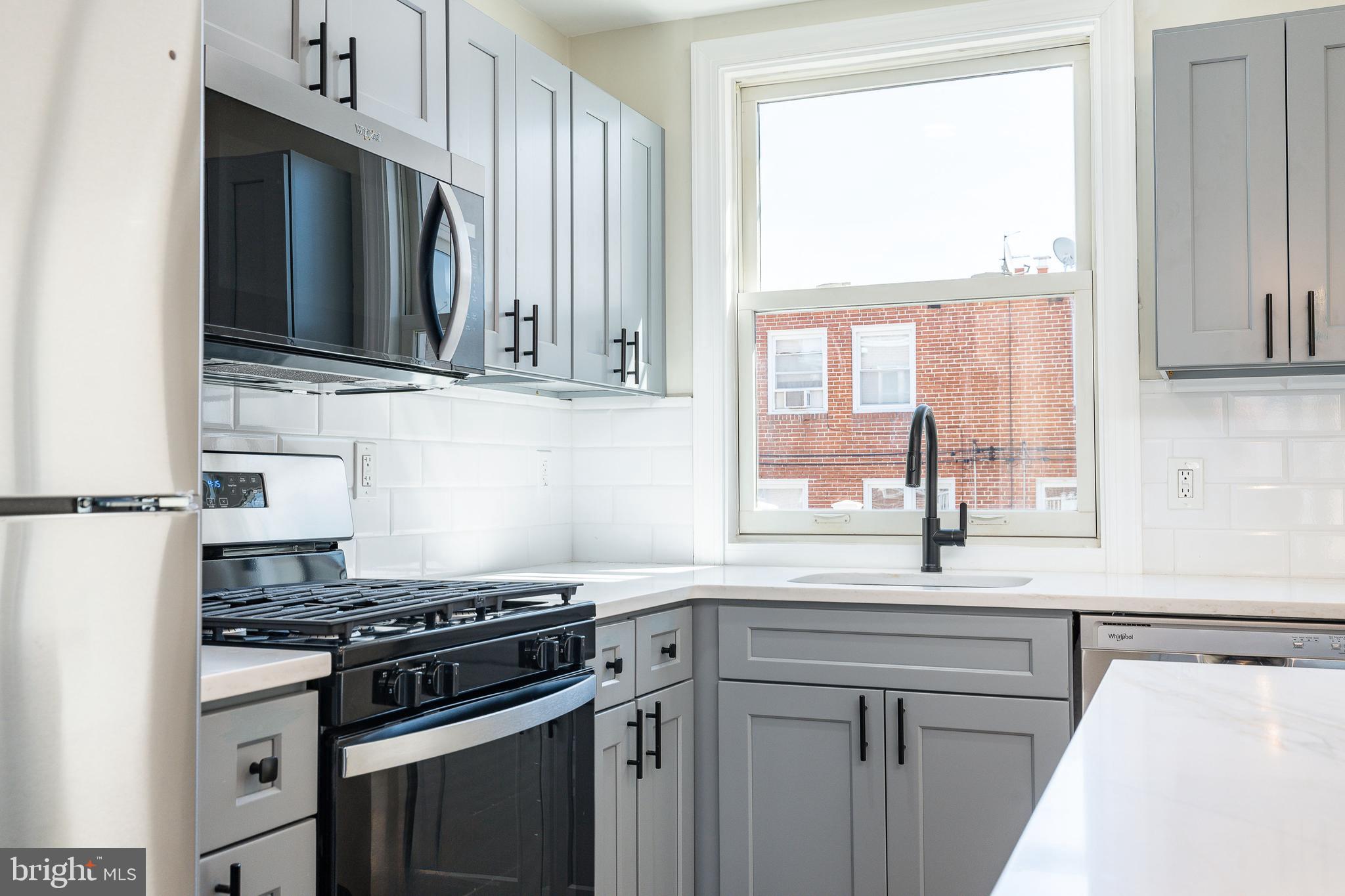 1158 E SLOCUM STREET