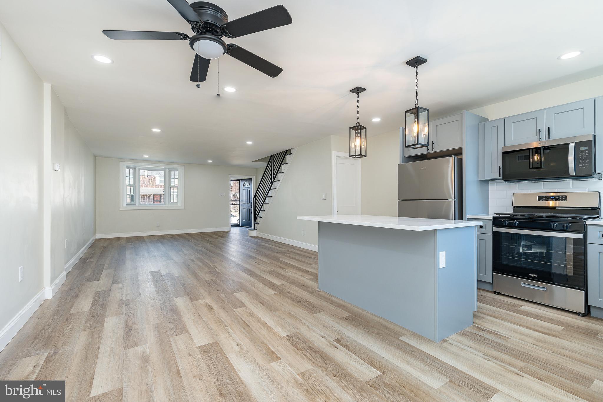 1158 E SLOCUM STREET