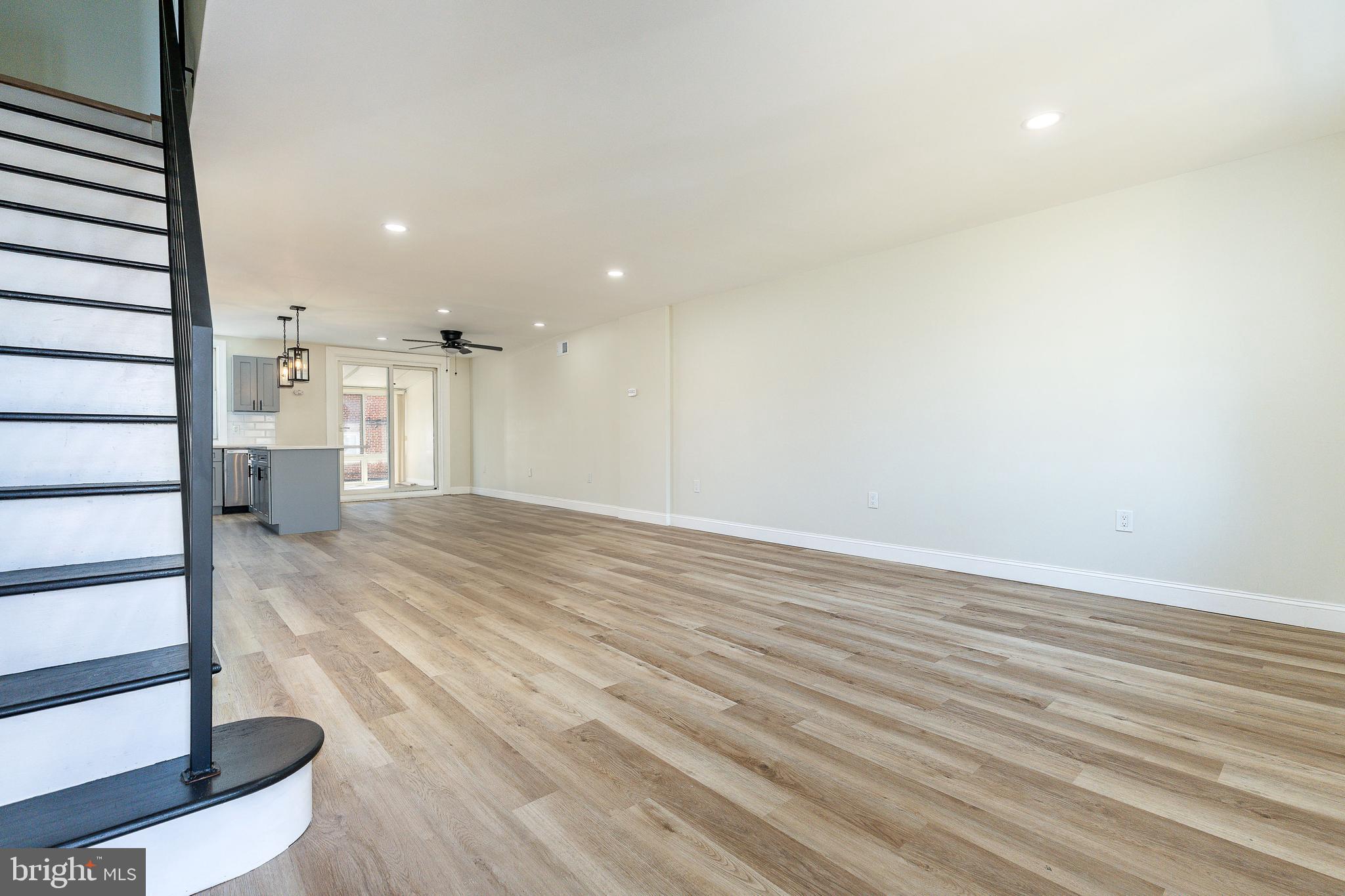 1158 E SLOCUM STREET