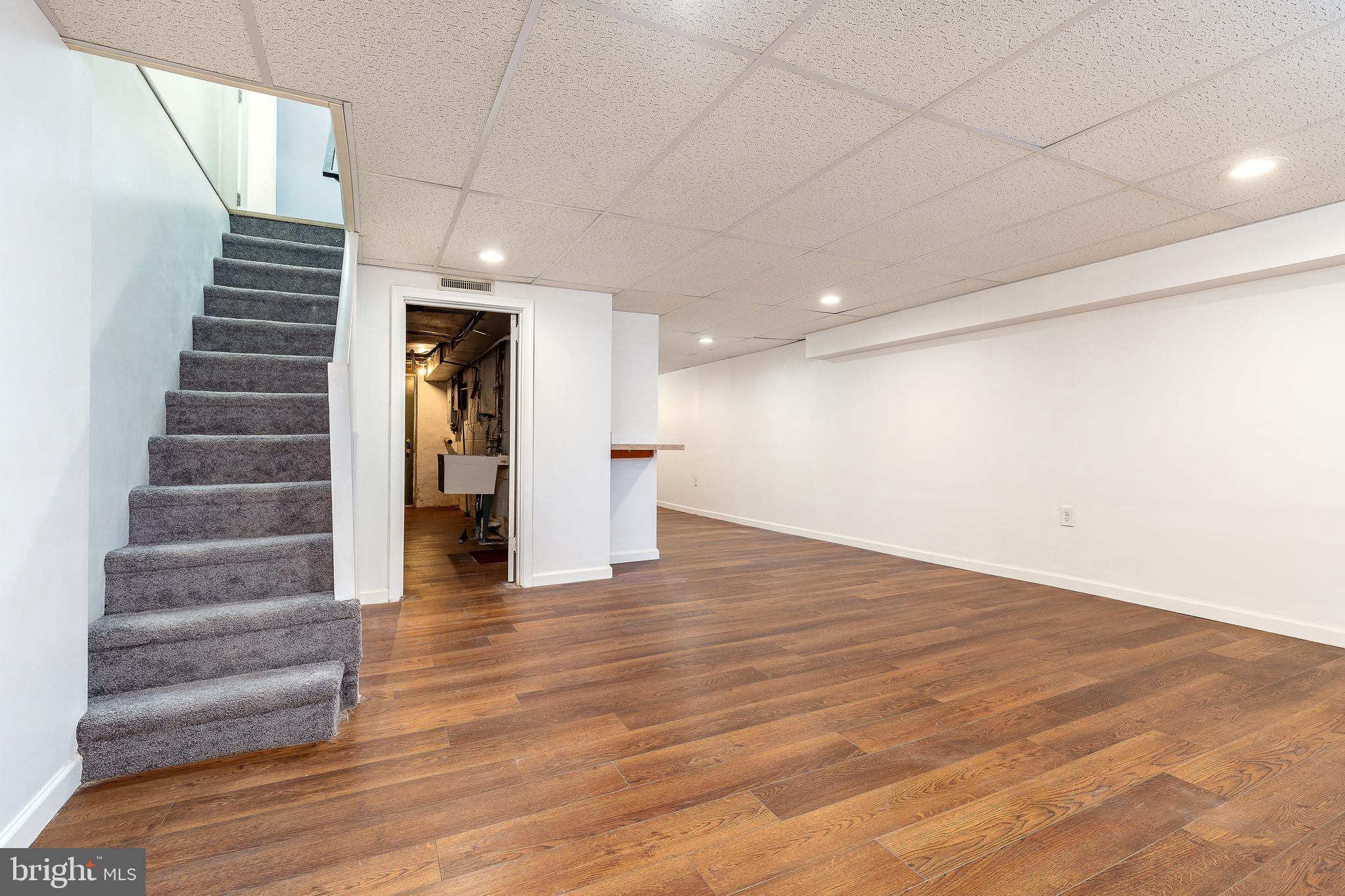 1158 E SLOCUM STREET