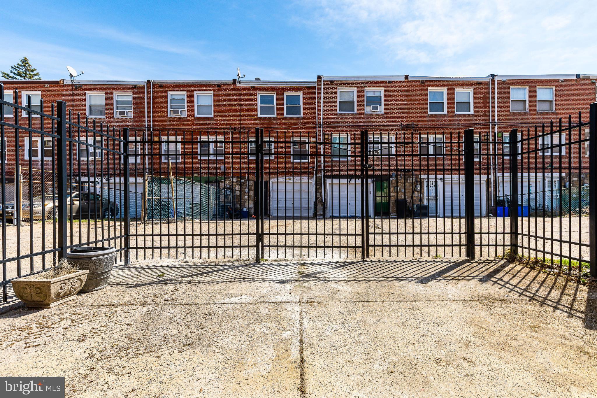 1158 E SLOCUM STREET