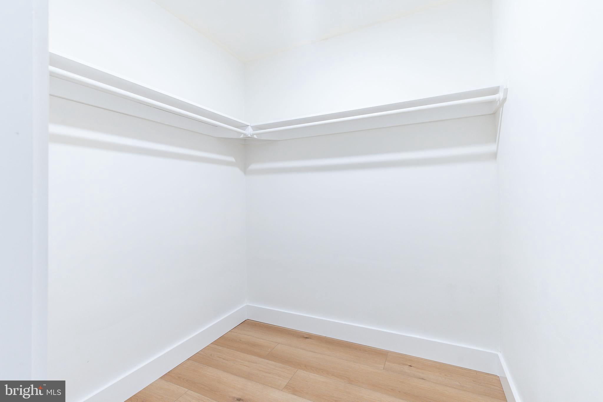 518 W MONTGOMERY AVENUE 5