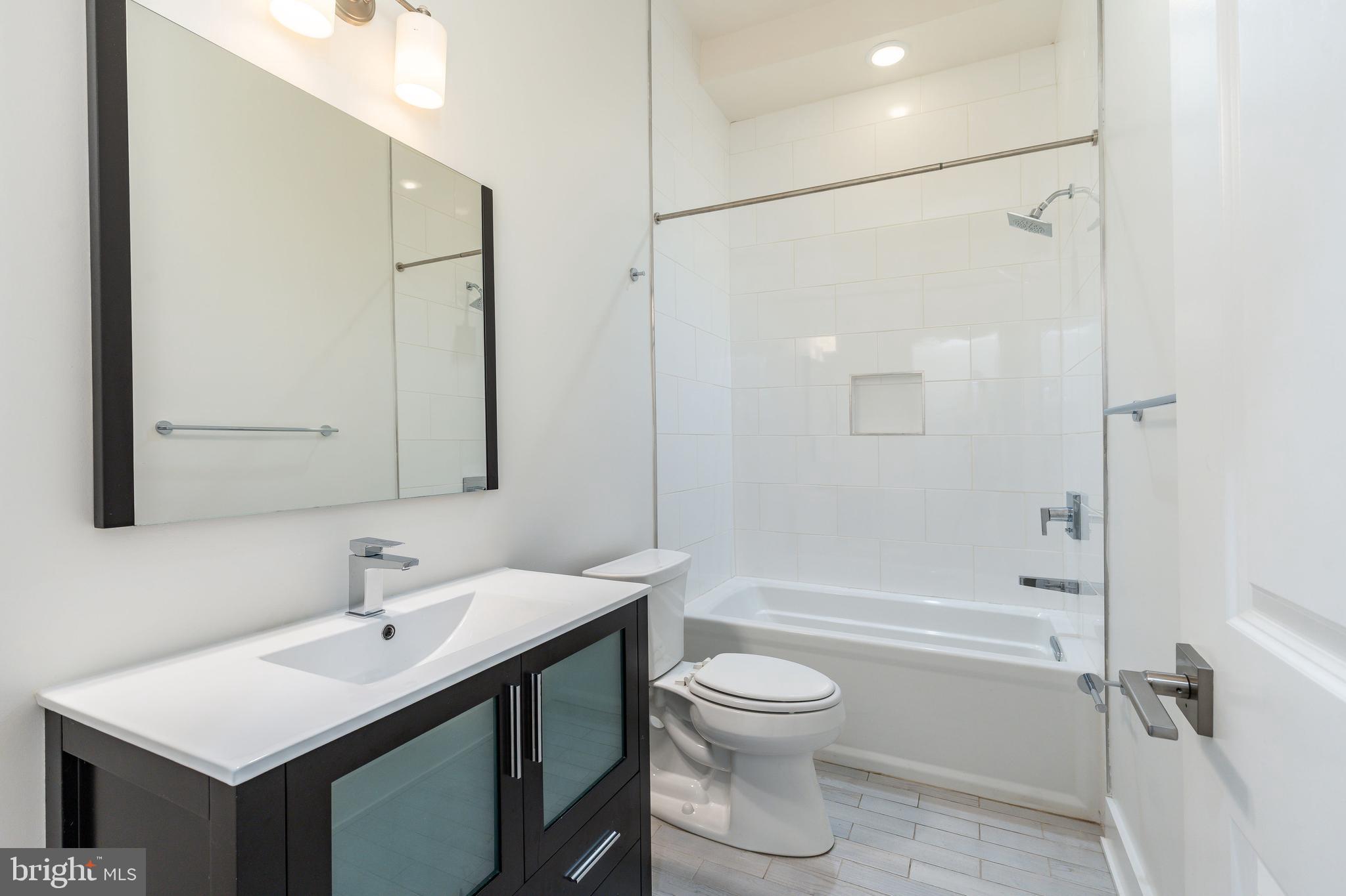 518 W MONTGOMERY AVENUE 5